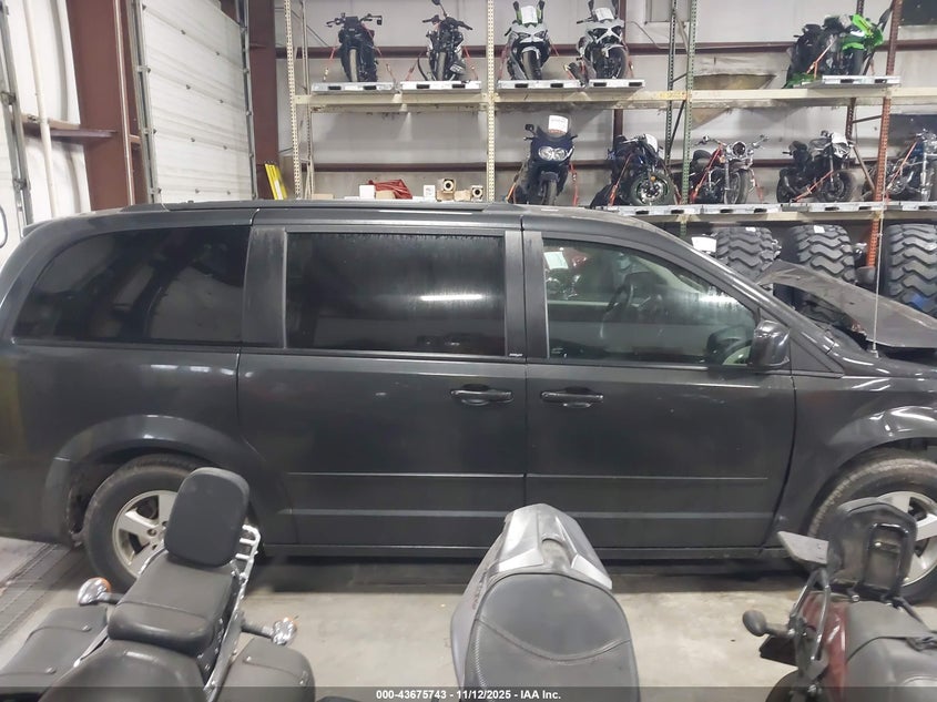 2011 Dodge Grand Caravan Mainstreet VIN: 2D4RN3DG2BR640045 Lot: 43675743