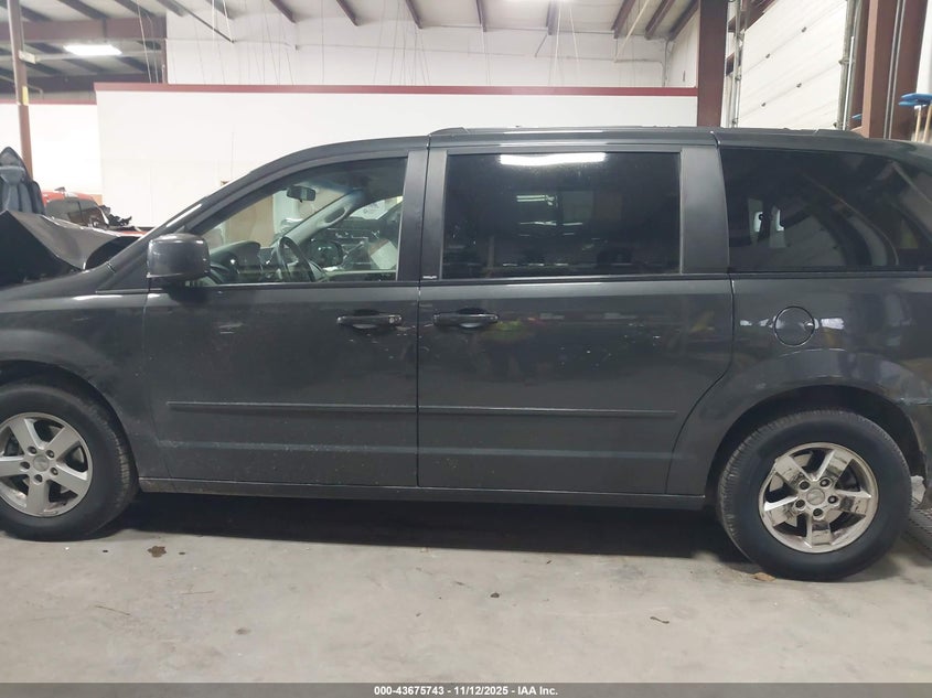 2011 Dodge Grand Caravan Mainstreet VIN: 2D4RN3DG2BR640045 Lot: 43675743