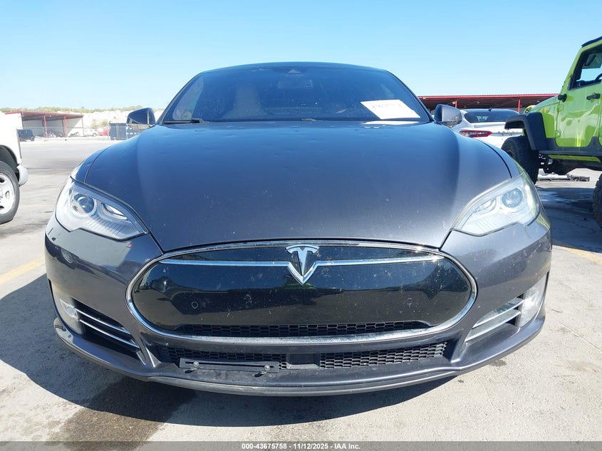 2015 Tesla Model S 70D/85D/P85D VIN: 5YJSA4H20FFP79087 Lot: 43675758