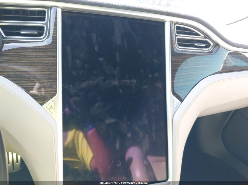 2015 Tesla Model S 70D/85D/P85D VIN: 5YJSA4H20FFP79087 Lot: 43675758