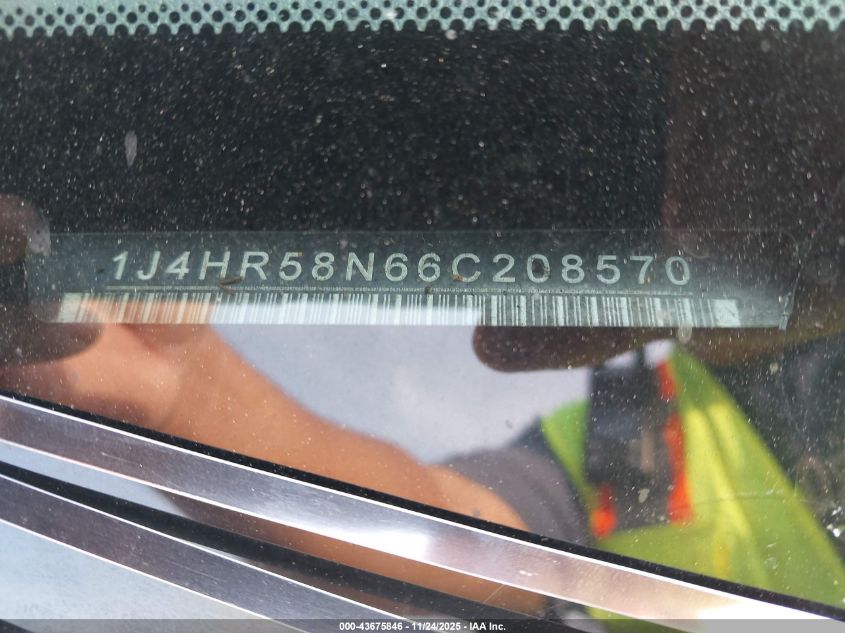 2006 Jeep Grand Cherokee Limited VIN: 1J4HR58N66C208570 Lot: 43675846