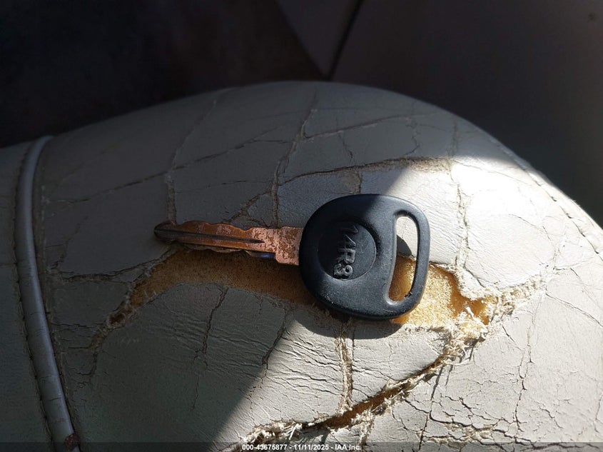 2002 Chevrolet Suburban 1500 Lt VIN: 3GNFK16Z62G243690 Lot: 43675877