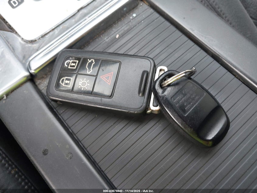 2012 Volvo S60 T5 VIN: YV1622FS5C2131338 Lot: 43675940