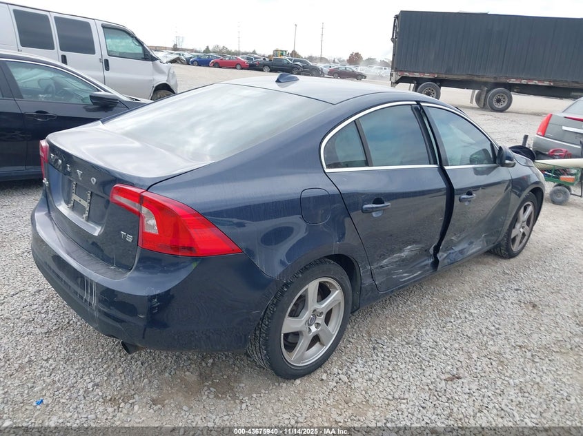 YV1622FS5C2131338 2012 VOLVO S60 photo no. 4