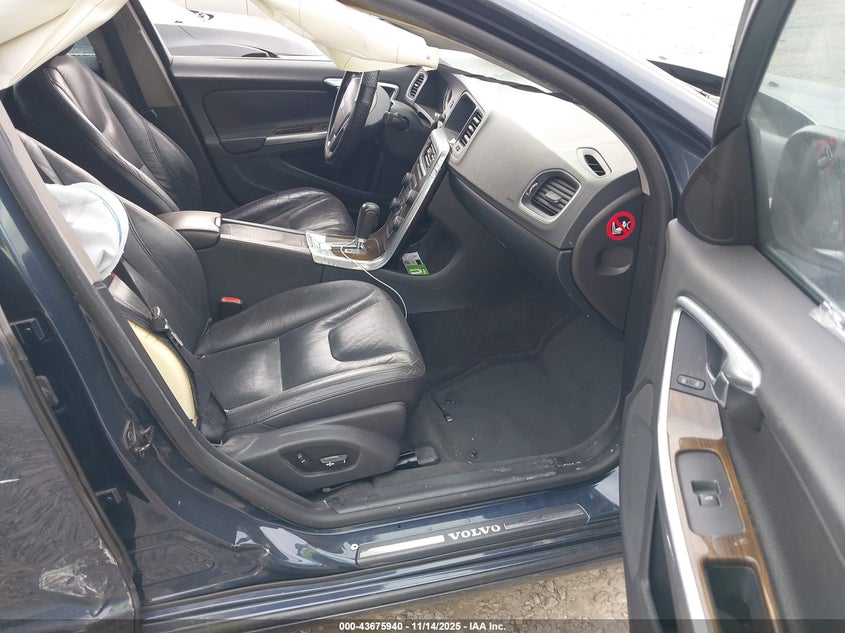 YV1622FS5C2131338 2012 VOLVO S60 photo no. 5