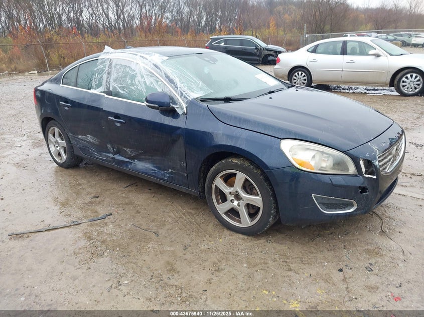 Vin: yv1622fs5c2131338, lot: 44171202, volvo s60 t5 20121