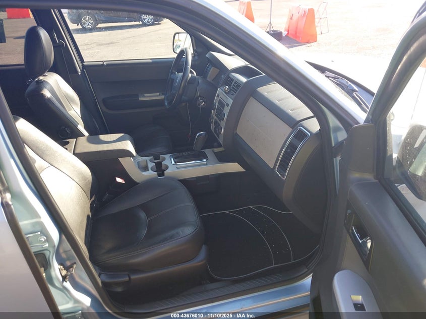4M2CU81158KJ41678 2008 MERCURY MARINER photo no. 5