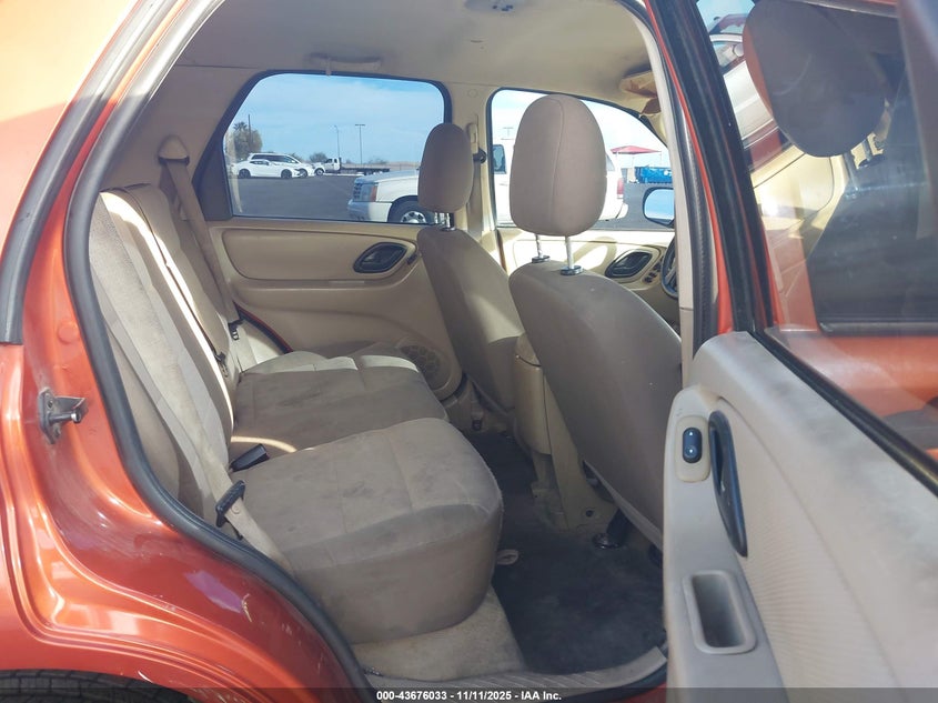 2006 Ford Escape Xls/Xls Manual VIN: 1FMYU02Z36KC81464 Lot: 43676033