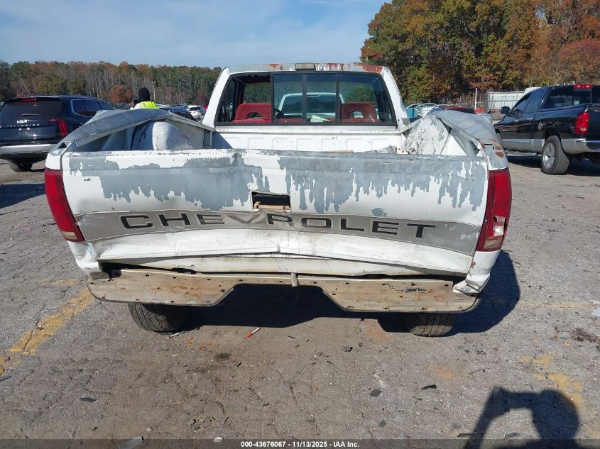 1993 Chevrolet Gmt-400 C2500 VIN: 1GCFC24K7PE107441 Lot: 43676067