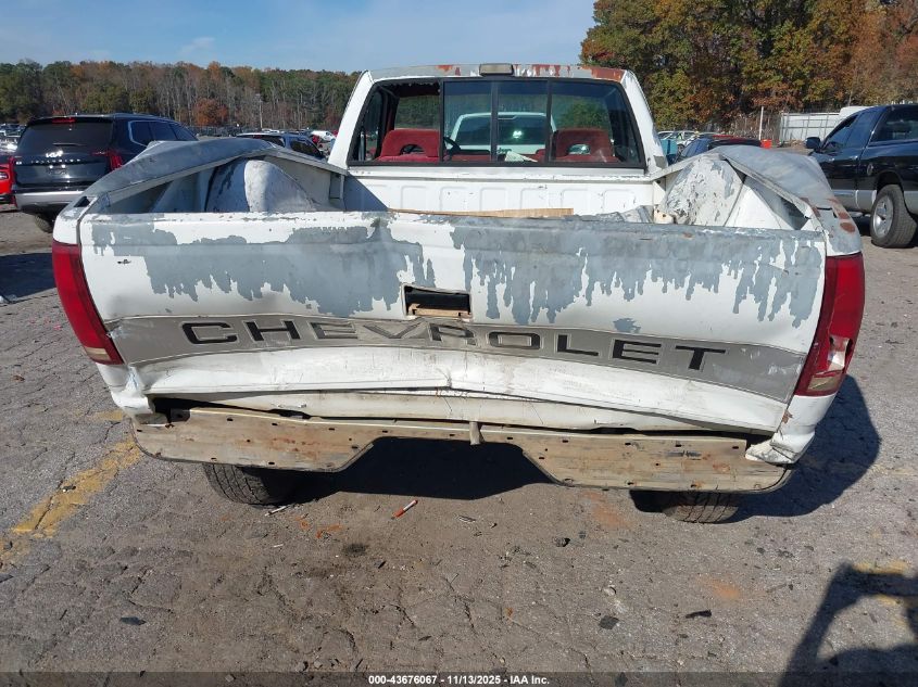 1993 Chevrolet Gmt-400 C2500 VIN: 1GCFC24K7PE107441 Lot: 43676067