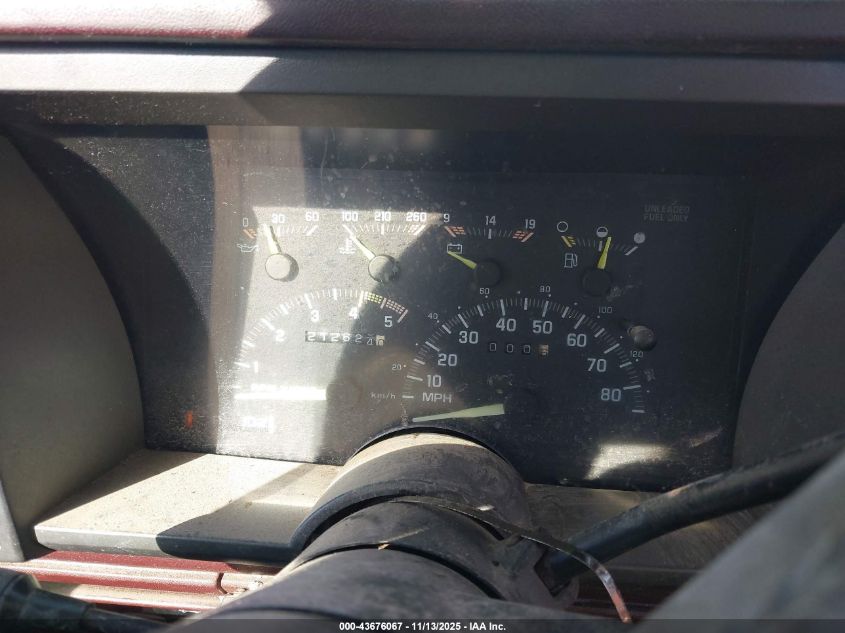 1993 Chevrolet Gmt-400 C2500 VIN: 1GCFC24K7PE107441 Lot: 43676067