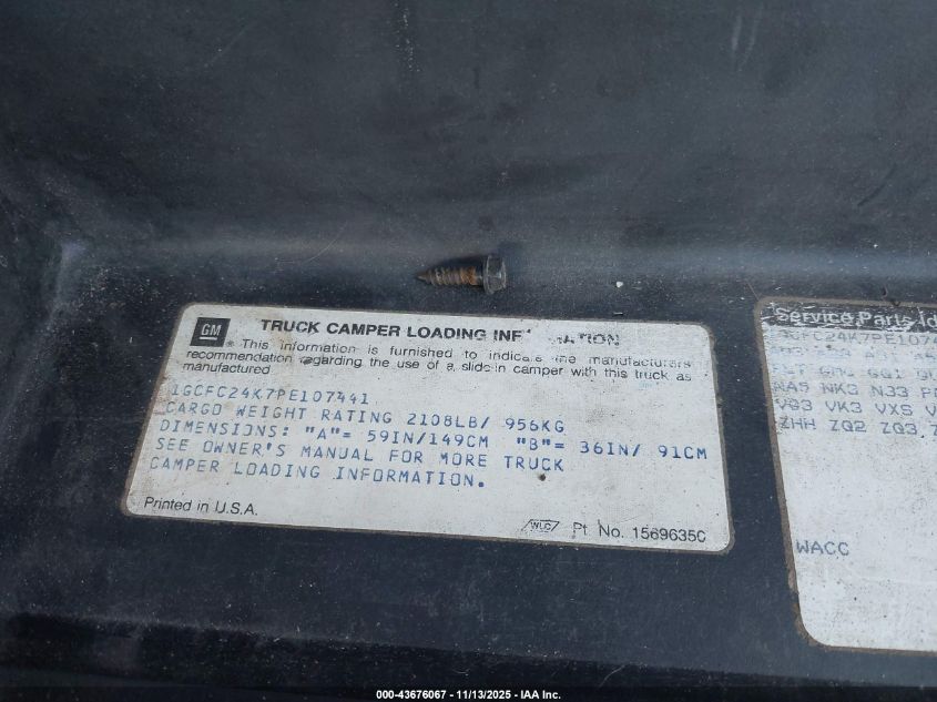 1993 Chevrolet Gmt-400 C2500 VIN: 1GCFC24K7PE107441 Lot: 43676067