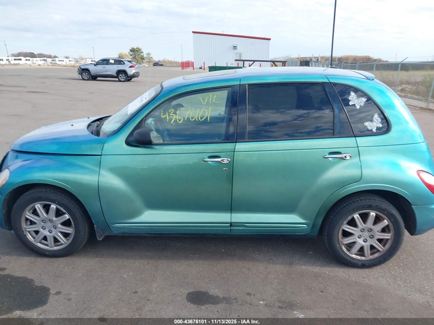 2009 Chrysler Pt Cruiser Touring VIN: 3A8FY58969T579989 Lot: 43676101