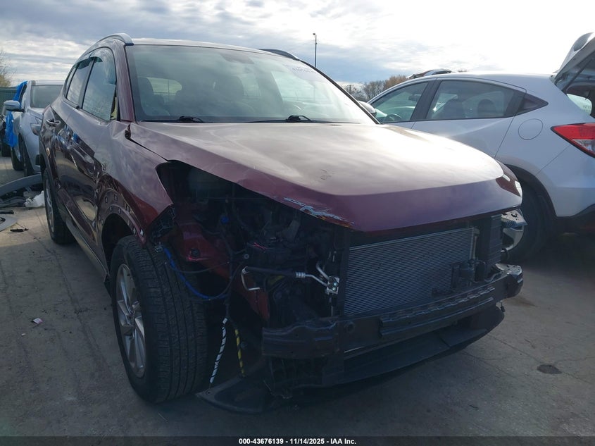KM8J33A46HU252690 2017 Hyundai Tucson Se auction photo 1