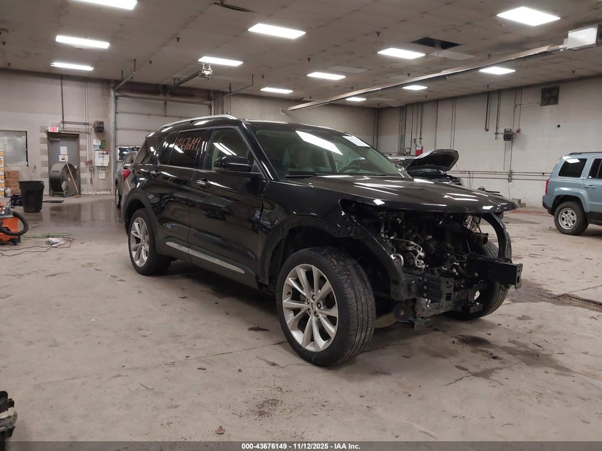 FORD EXPLORER PLATINUM