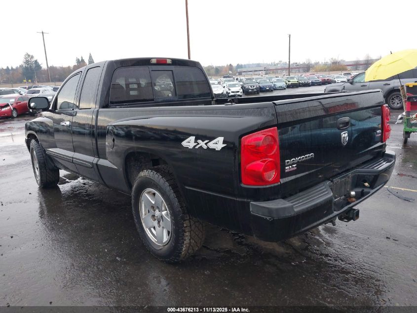 2005 Dodge Dakota Slt