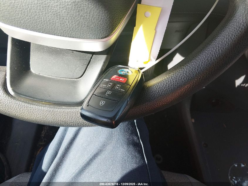 2021 Toyota Sienna Le VIN: 5TDKRKEC3MS047135 Lot: 43676216