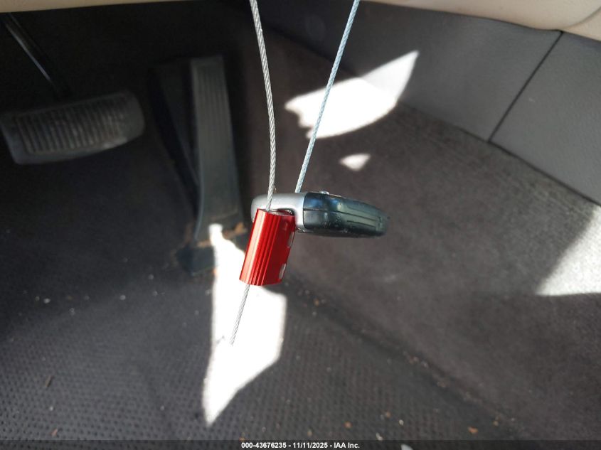 2009 Hyundai Genesis 4.6 VIN: KMHGC46F79U032633 Lot: 43676235