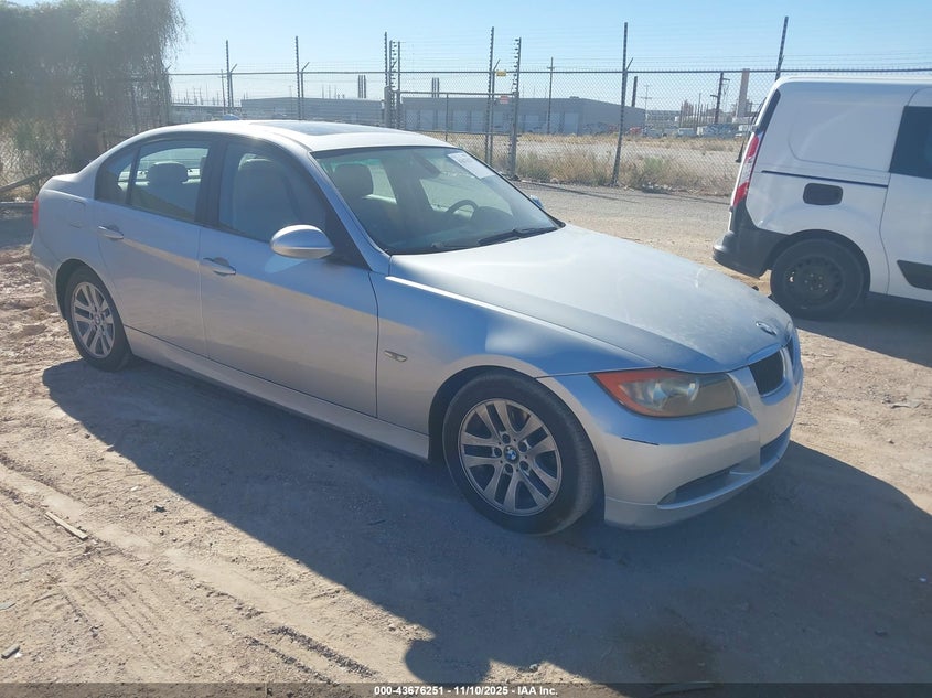 WBAVA37527NL15849 2007 BMW 328I auction photo 1