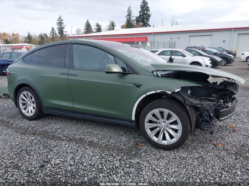 2020 Tesla Model X Long Range Dual Motor All-Wheel Drive/Long Range Plus Dual Motor All-Wheel Drive VIN: 5YJXCAE20LF298352 Lot: 43676285