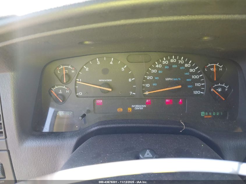 2003 Dodge Durango R/T VIN: 1D8HS78Z53F502899 Lot: 43676301