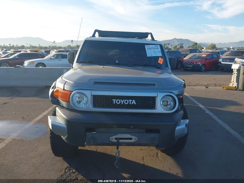 2010 Toyota Fj Cruiser VIN: JTEBU4BF9AK089428 Lot: 43676318