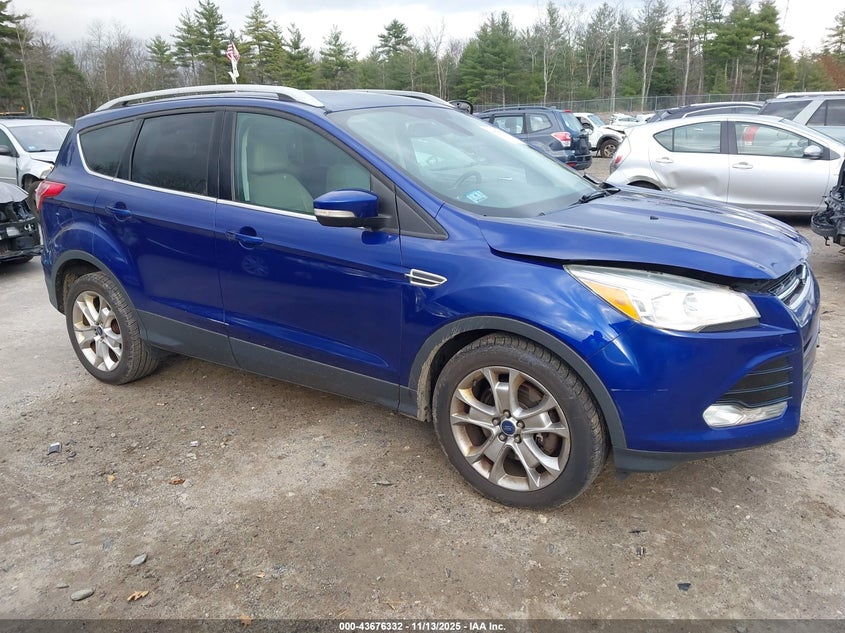 FORD ESCAPE TITANIUM
