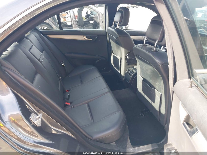 2013 Mercedes-Benz C 250 Sport VIN: WDDGF4HB1DR253443 Lot: 43676353