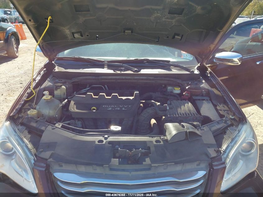 2012 Chrysler 200 Limited VIN: 1C3CCBCB5CN267935 Lot: 43676368