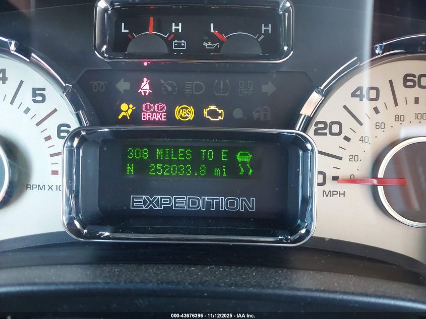 2008 Ford Expedition Eddie Bauer/King Ranch VIN: 1FMFU18578LA25827 Lot: 43676396