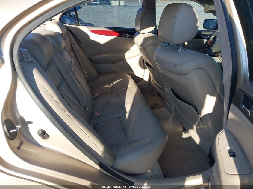 2004 Lexus Es 330 VIN: JTHBA30G045044561 Lot: 43676454