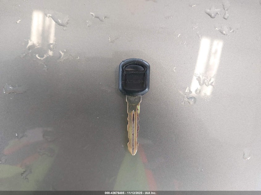 2000 Chevrolet Blazer Ls VIN: 1GNDT13W2Y2296631 Lot: 43676485