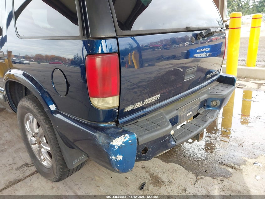 2000 Chevrolet Blazer Ls VIN: 1GNDT13W2Y2296631 Lot: 43676485