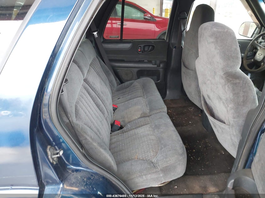 2000 Chevrolet Blazer Ls VIN: 1GNDT13W2Y2296631 Lot: 43676485