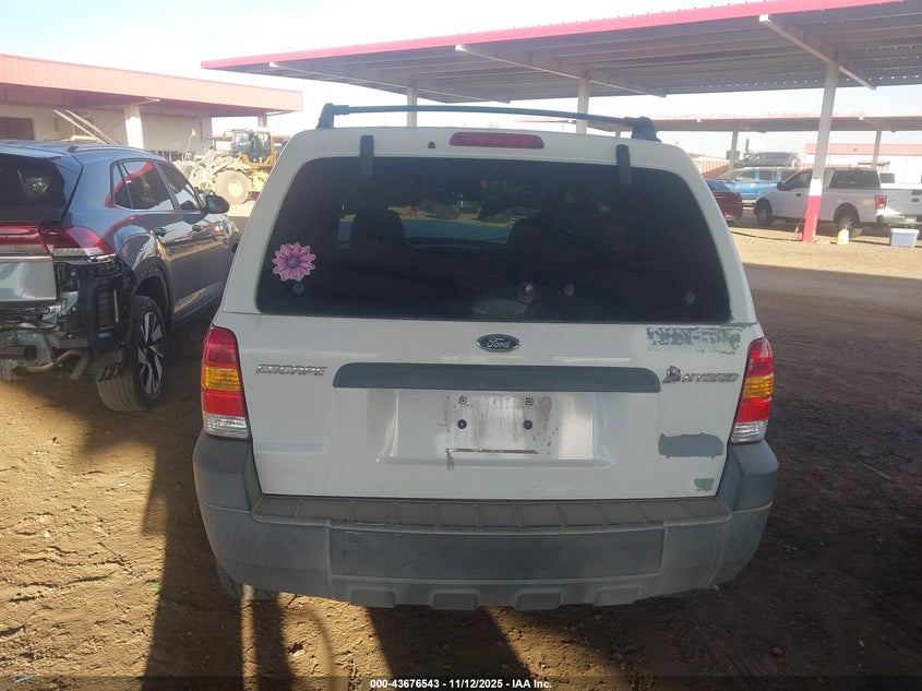 2006 Ford Escape Hybrid VIN: 1FMYU95H86KC73545 Lot: 43676543
