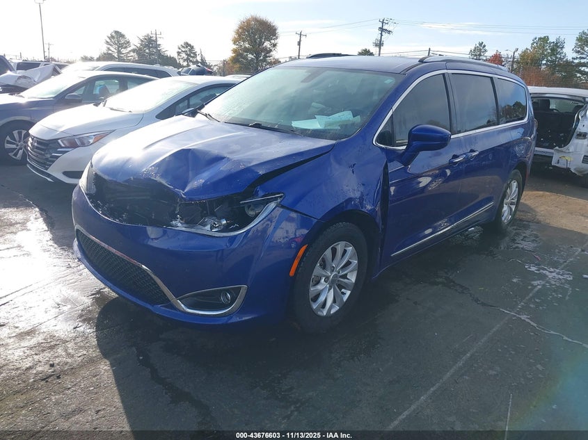 2018 Chrysler Pacifica Touring L Plus VIN: 2C4RC1EG4JR257745 Lot: 43676603