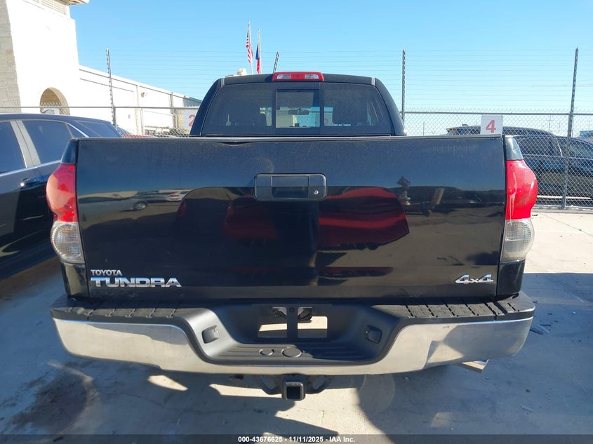 2007 Toyota Tundra Sr5 4.7L V8 VIN: 5TBBT54177S456920 Lot: 43676625
