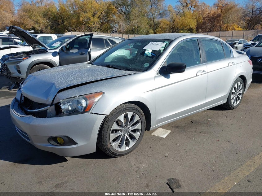 1HGCP2F34AA067090 2010 HONDA ACCORD photo no. 2