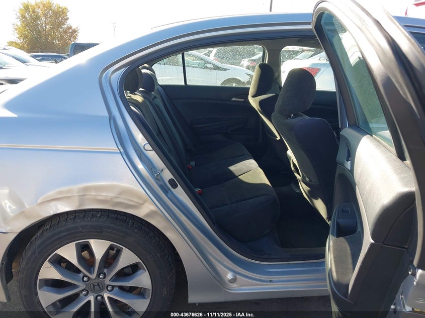 1HGCP2F34AA067090 2010 HONDA ACCORD photo no. 8