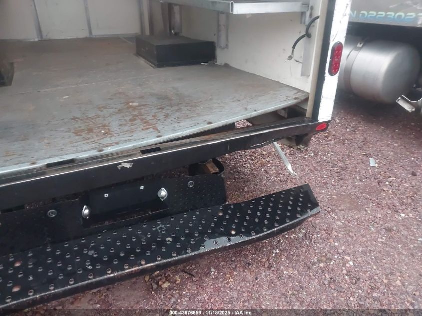 2023 Ford E-350 Cutaway VIN: 1FDWE3FN0PDD04301 Lot: 43676659