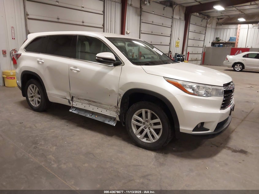 TOYOTA HIGHLANDER LE V6