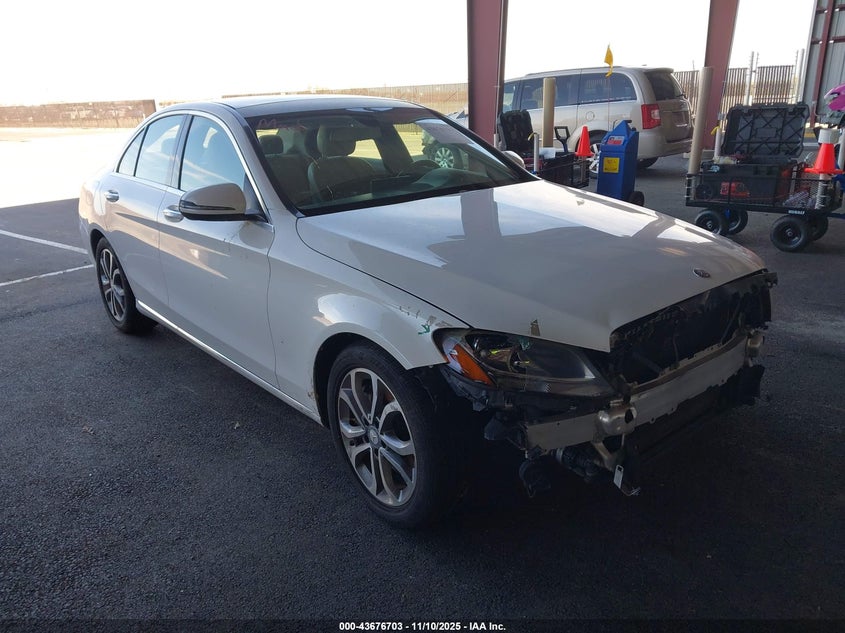 MERCEDES-BENZ C-CLASS LUXURY/SPORT