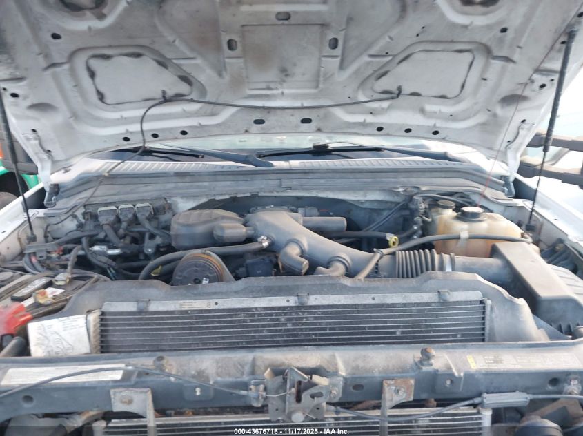 2008 Ford F-450 Chassis Xl/Xlt VIN: 1FDXF46YX8EA36256 Lot: 43676716