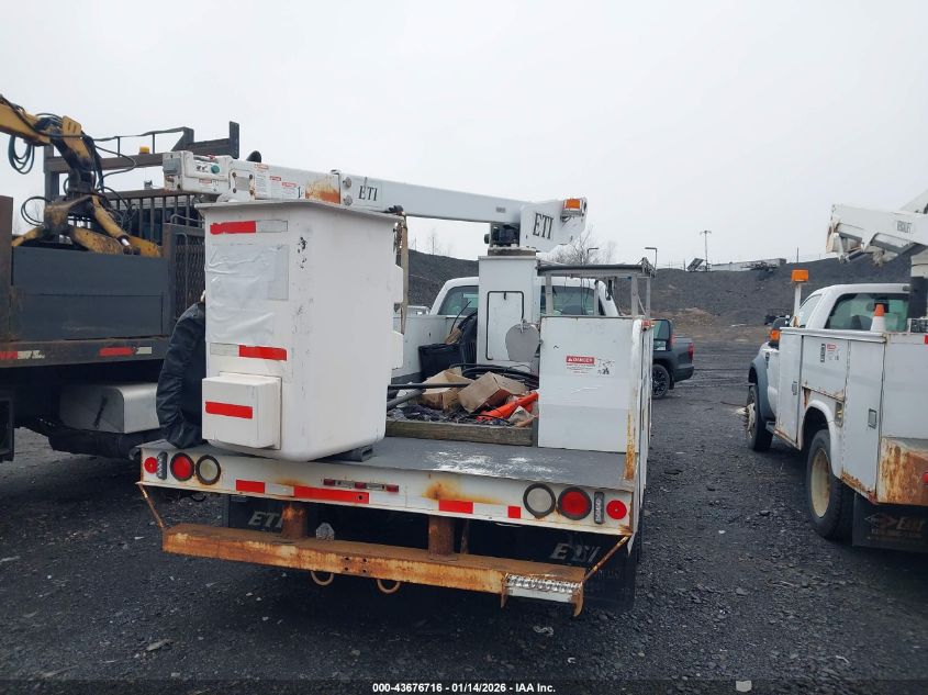 2008 Ford F-450 Chassis Xl/Xlt VIN: 1FDXF46YX8EA36256 Lot: 43676716