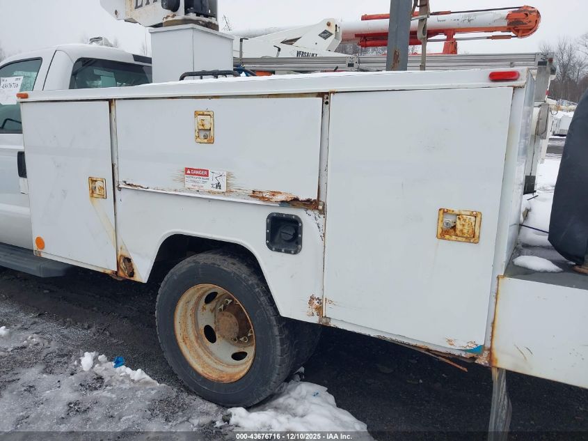 2008 Ford F-450 Chassis Xl/Xlt VIN: 1FDXF46YX8EA36256 Lot: 43676716