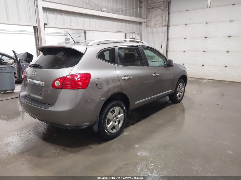 JN8AS5MT6EW620991 2014 NISSAN ROGUE photo no. 4
