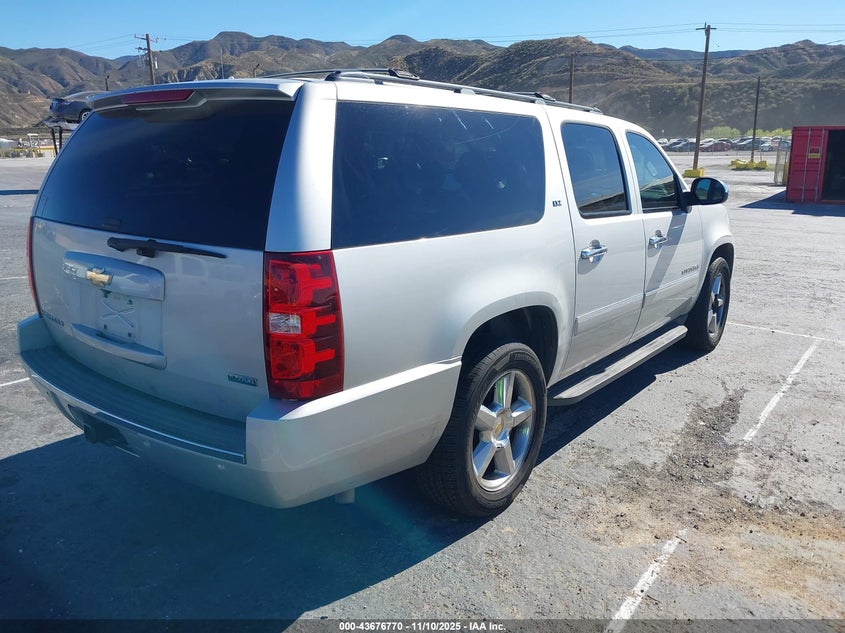 1GNUKKE3XAR163737 2010 CHEVROLET EXPRESS photo no. 4