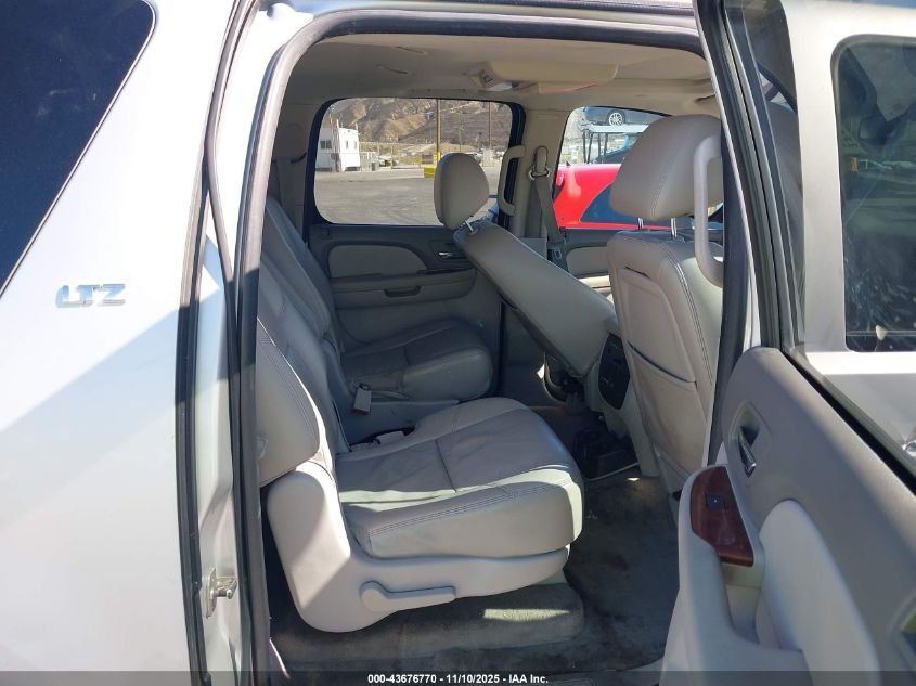 2010 Chevrolet Suburban 1500 Ltz VIN: 1GNUKKE3XAR163737 Lot: 43676770