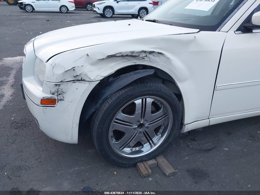 2006 Chrysler 300 Touring VIN: 2C3KA53G86H370469 Lot: 43676834