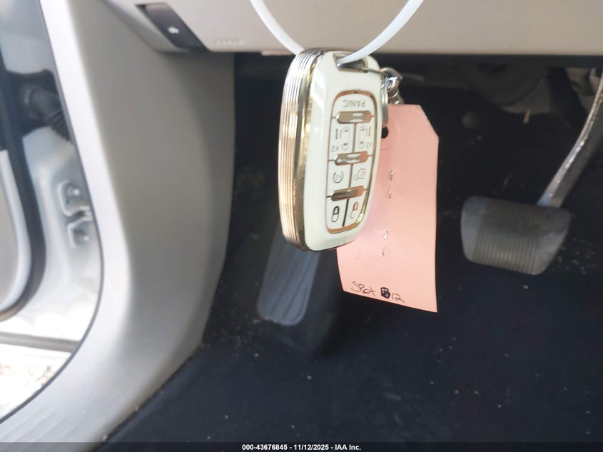 2019 Chrysler Pacifica Touring L Plus VIN: 2C4RC1EGXKR581929 Lot: 43676845